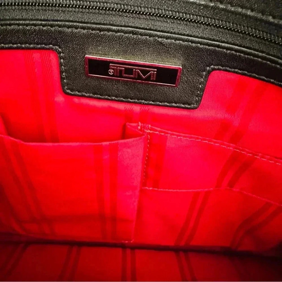 Tumi Elements Computer Laptop Briefcase - Picture 13 of 15